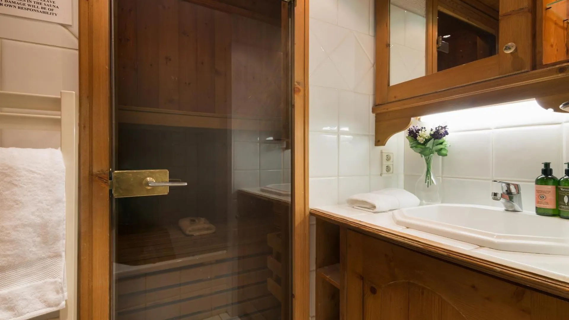 Residence Le Cristal - Mont Blanc 4 - Happy Rentals Chamonix Apartment