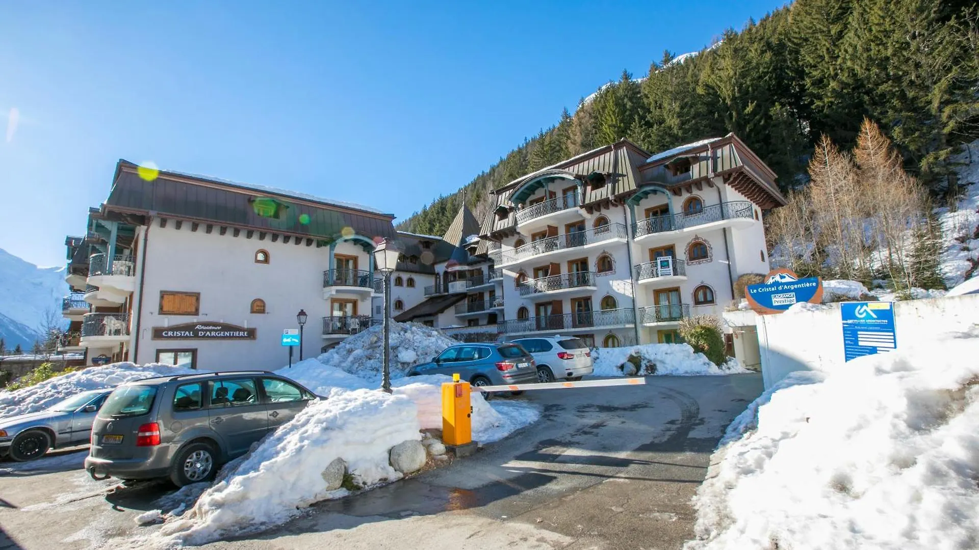 Residence Le Cristal - Mont Blanc 4 - Happy Rentals Chamonix Apartment